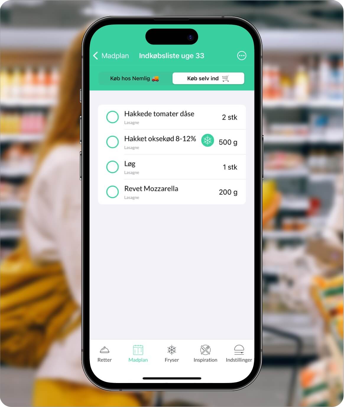 Billede viser at Nem Madplans intelligente indkøbsliste, kigger på om du har en ingrediens i din fryser, så du ikke behøver at købe den.