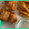 Fish and chips med pomfritter og tartare sauce