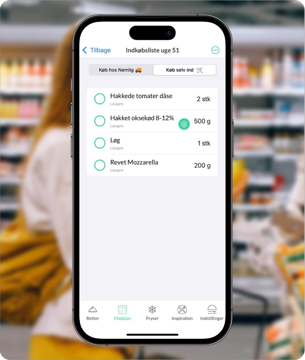 Billede viser at Nem Madplans intelligente indkøbsliste, kigger på om du har en ingrediens i din fryser, så du ikke behøver at købe den.