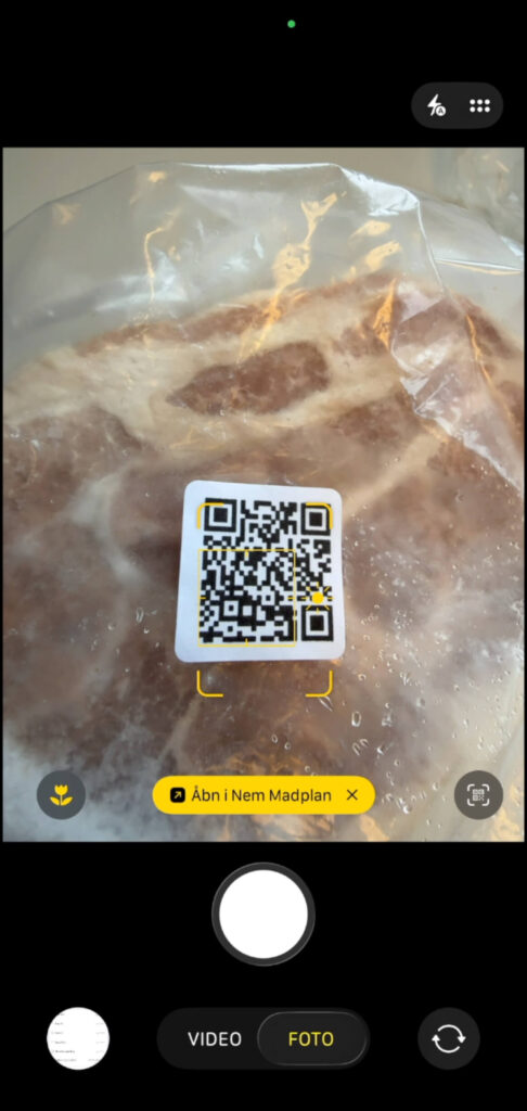 QR-kode paa frostvare scannes for direkte adgang til varen i Nem Madplan